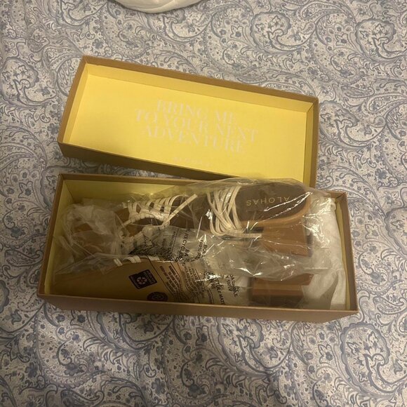 Alohas Mirage Sandals - Picture 3 of 6